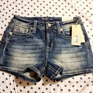 NWT miss me short 28